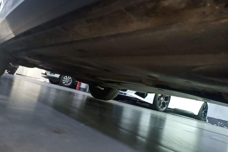 Used Volkswagen Tiguan L 2022 330TSI Automatic Two-Wheel Drive Smart Edition Right Side Sill