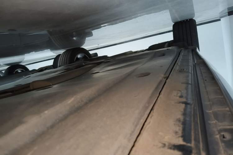 Used Volkswagen Tiguan L 2022 330TSI Automatic Two-Wheel Drive R-Line Enhanced Edition Right Side Sill