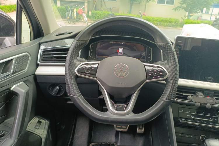 Used Volkswagen Tiguan L 2022 330TSI Automatic Two-Wheel Drive R-Line Enhanced Edition Steering Wheel