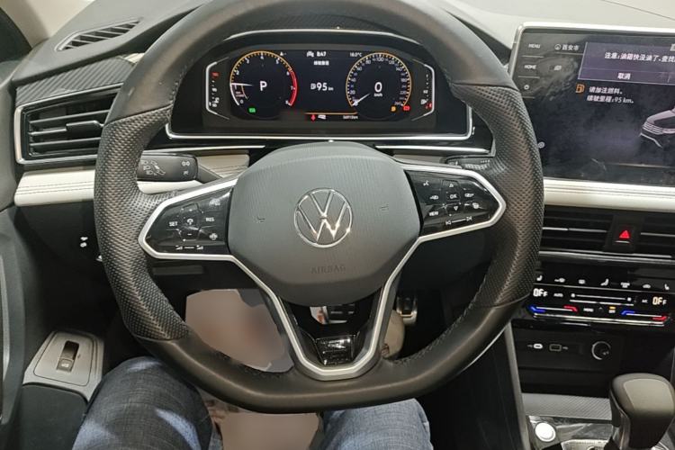 Used Volkswagen Tiguan L 2022 330TSI Automatic Two-Wheel Drive R-Line Enhanced Edition Steering Wheel