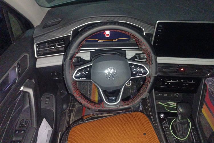 Used Volkswagen Tiguan L 2022 330TSI Automatic Two-Wheel Drive R-Line Enhanced Edition Steering Wheel
