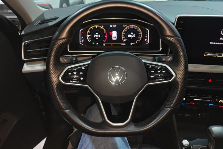 Used Volkswagen Tiguan L 2022 330TSI Automatic Two-Wheel Drive Smart Edition Steering Wheel