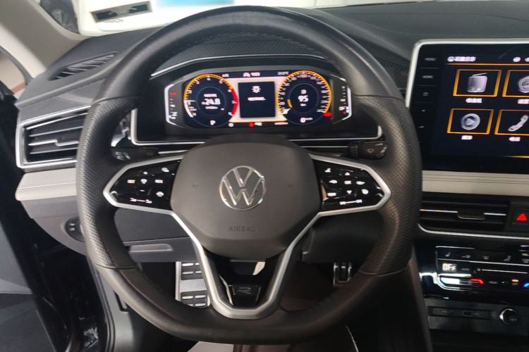 Used Volkswagen Tiguan L 2022 330TSI Automatic Two-Wheel Drive R-Line Enhanced Edition Steering Wheel