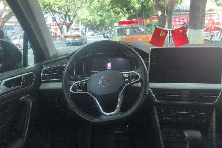 Used Volkswagen Tiguan L 2022 330TSI Automatic Two-Wheel Drive Smart Edition Steering Wheel