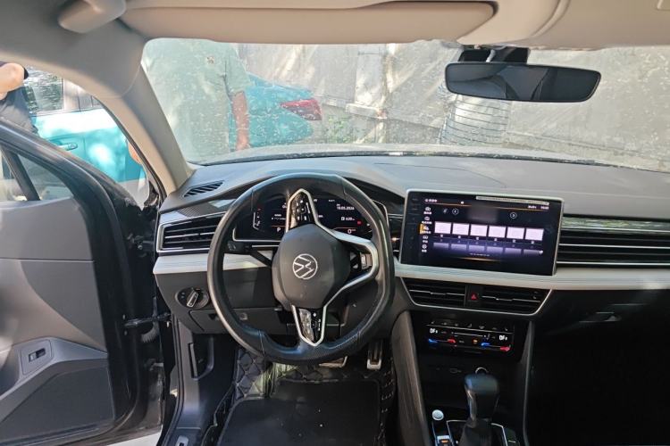Used Volkswagen Tiguan L 2022 330TSI Automatic Two-Wheel Drive R-Line Enhanced Edition Steering Wheel