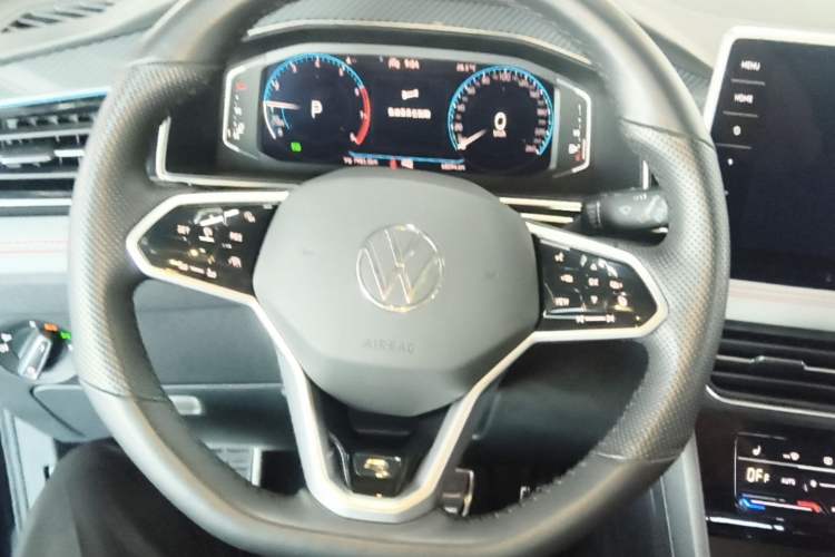 Used Volkswagen Tiguan L 2022 330TSI Automatic Two-Wheel Drive R-Line Flagship Edition Steering Wheel