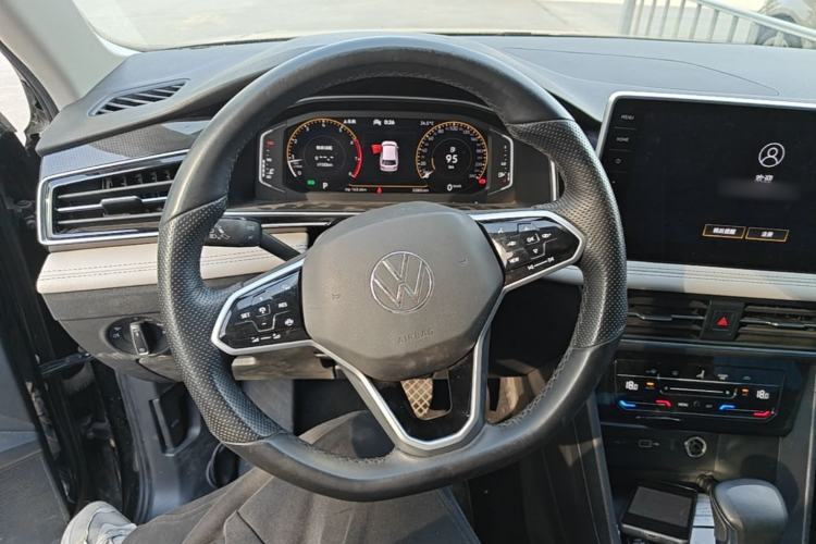 Used Volkswagen Tiguan L 2022 330TSI Automatic Two-Wheel Drive Smart Edition Steering Wheel