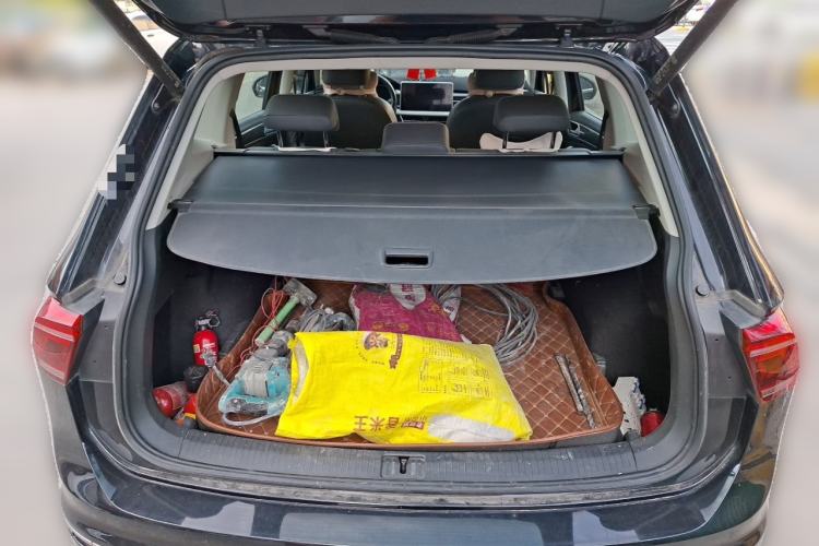 Used Volkswagen Tiguan L 2022 330TSI Automatic Two-Wheel Drive R-Line Enhanced Edition Trunk