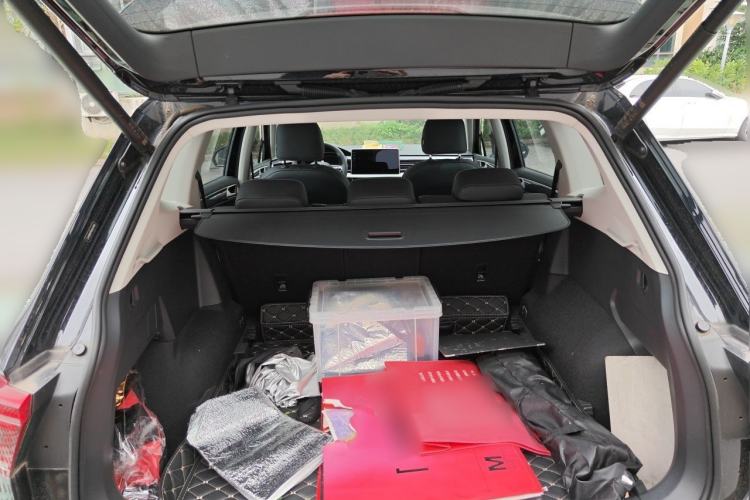 Used Volkswagen Tiguan L 2022 330TSI Automatic Two-Wheel Drive R-Line Enhanced Edition Trunk
