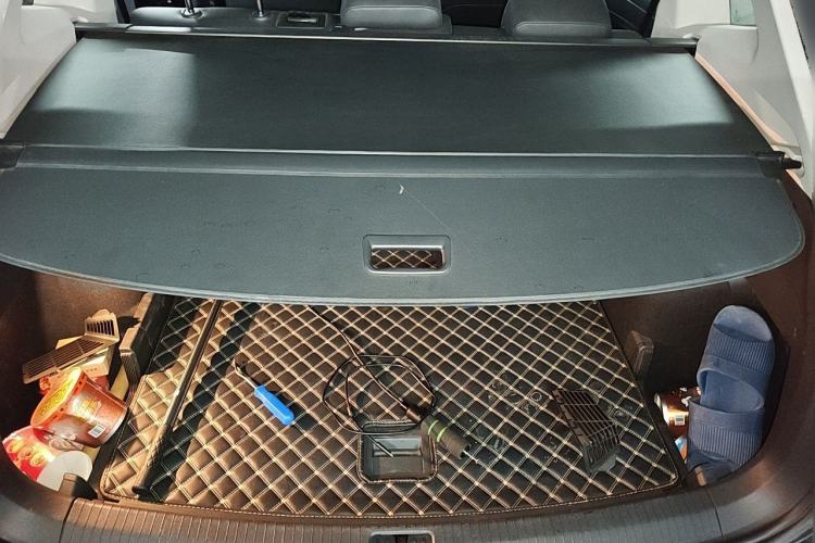 Used Volkswagen Tiguan L 2022 330TSI Automatic Two-Wheel Drive R-Line Enhanced Edition Trunk