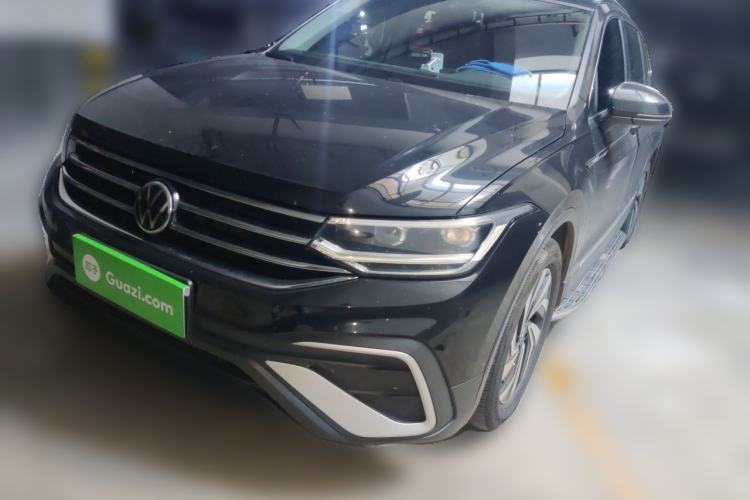 Used Volkswagen Tiguan L 2022 330TSI Automatic Two-Wheel Drive Smart Edition Guazi used car, China used car export, Used car for sale, Used cars, Cheapest cars for sale