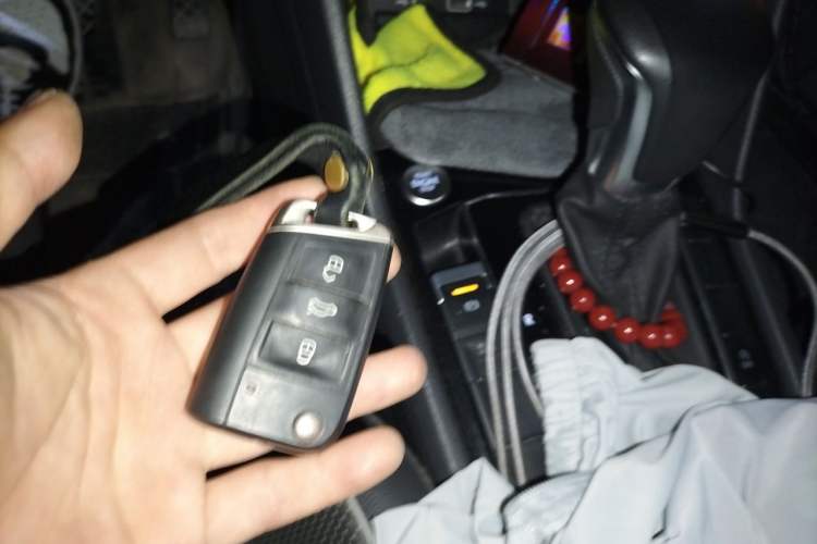 Used Volkswagen Tiguan L 2022 330TSI Automatic Two-Wheel Drive Smart Edition Vehicle Key