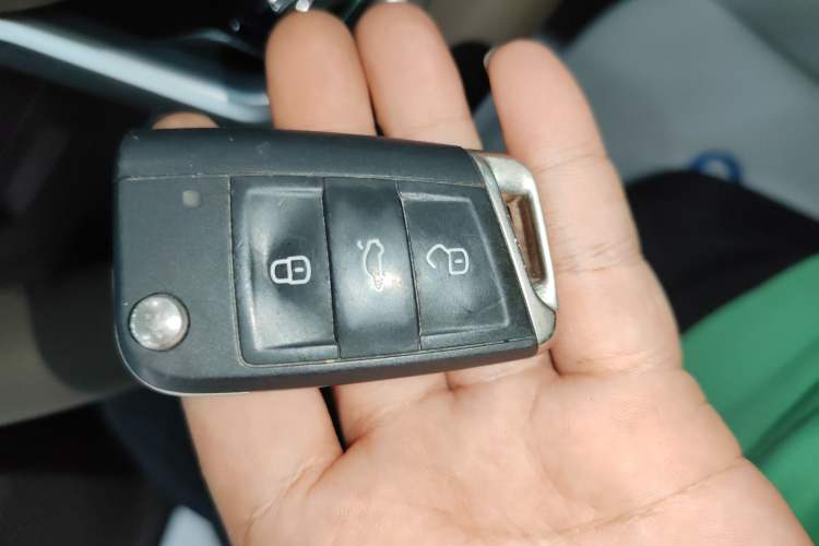 Used Volkswagen Tiguan L 2022 330TSI Automatic Two-Wheel Drive R-Line Enhanced Edition Vehicle Key