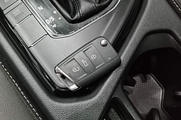 Used Volkswagen Tiguan L 2022 330TSI Automatic Two-Wheel Drive Smart Edition Vehicle Key