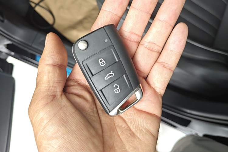Used Volkswagen Tiguan L 2022 330TSI Automatic Two-Wheel Drive Smart Edition Vehicle Key
