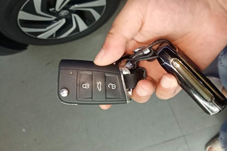 Used Volkswagen Tiguan L 2022 330TSI Automatic Two-Wheel Drive Smart Edition Vehicle Key
