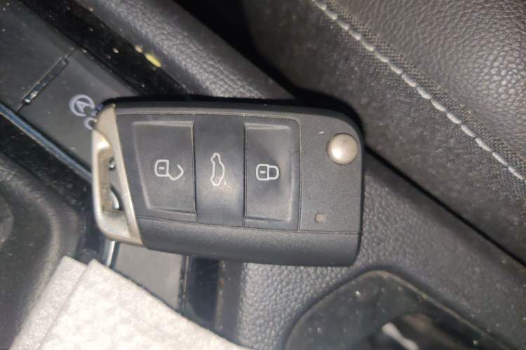Used Volkswagen Tiguan L 2022 330TSI Automatic Two-Wheel Drive Smart Edition Vehicle Key