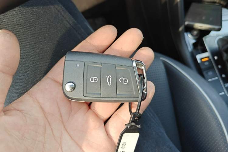 Used Volkswagen Tiguan L 2022 330TSI Automatic Two-Wheel Drive Smart Edition Vehicle Key