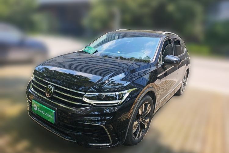 Used Volkswagen Tiguan L 2022 330TSI Automatic Two-Wheel Drive R-Line Enhanced Edition Guazi used car, China used car export, Used car for sale, Used Volkswagen cars, Cheapest cars for sale
