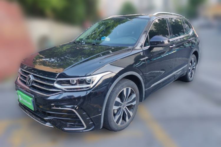 Used Volkswagen Tiguan L 2022 330TSI Automatic Two-Wheel Drive R-Line Enhanced Edition Guazi used car, China used car export, Used car for sale, Used cars, Cheapest cars for sale
