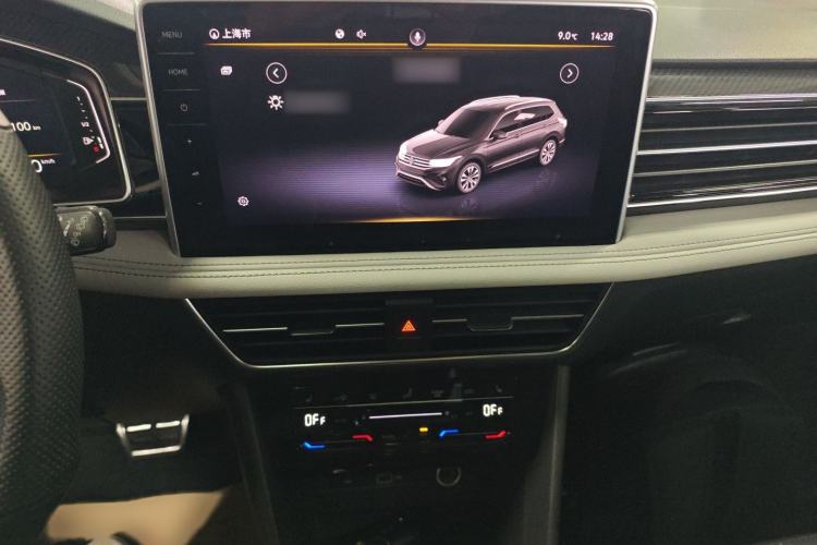 Used Volkswagen Tiguan L 2022 330TSI Automatic Two-Wheel Drive R-Line Enhanced Edition Audio And AC Panel