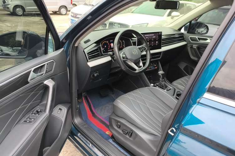 Used Volkswagen Tiguan L 2022 330TSI Automatic Two-Wheel Drive Smart Edition Driver Seat