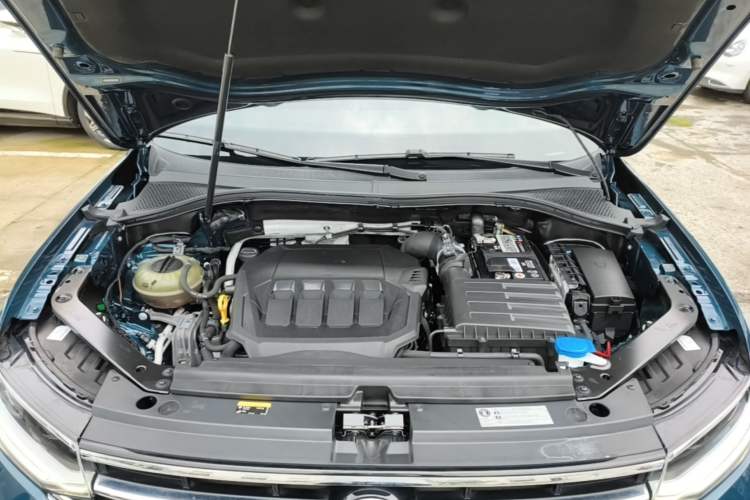 Used Volkswagen Tiguan L 2022 330TSI Automatic Two-Wheel Drive Smart Edition Engine Bay