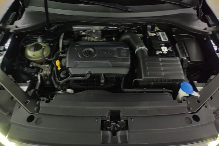 Used Volkswagen Tiguan L 2022 380TSI Automatic All-Wheel Drive R-Line Flagship 7-Seater Engine Bay