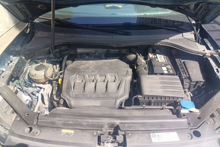 Used Volkswagen Tiguan L 2022 330TSI Automatic Two-Wheel Drive R-Line Enhanced Edition Engine Bay