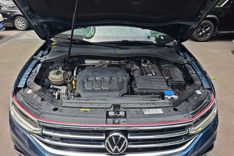 Used Volkswagen Tiguan L 2022 330TSI Automatic Two-Wheel Drive R-Line Enhanced Edition Engine Bay