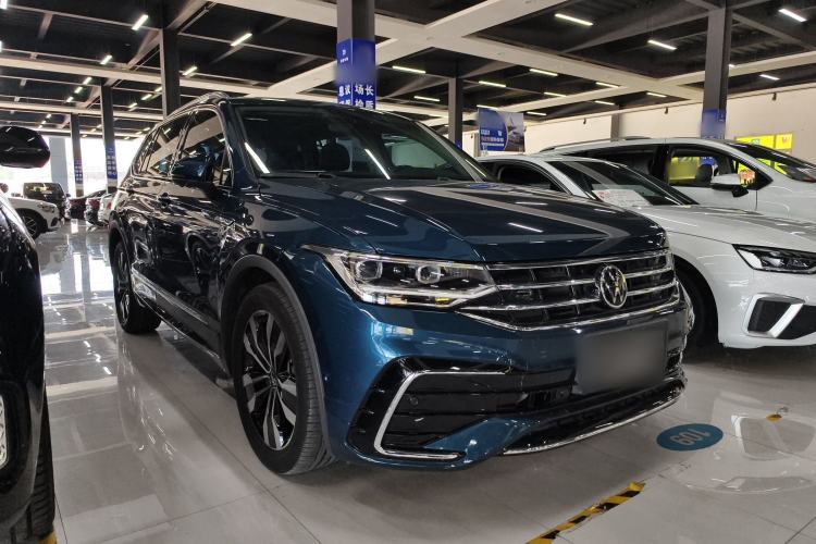 Used Volkswagen Tiguan L 2022 330TSI Automatic Two-Wheel Drive R-Line Enhanced Edition Exterior 2