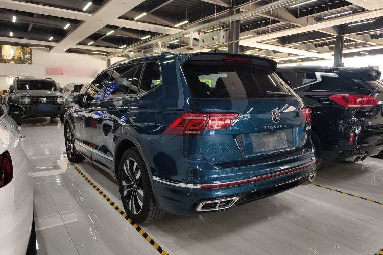 Used Volkswagen Tiguan L 2022 330TSI Automatic Two-Wheel Drive R-Line Enhanced Edition Exterior 4