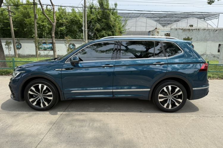 Used Volkswagen Tiguan L 2022 330TSI Automatic Two-Wheel Drive R-Line Enhanced Edition Exterior 7