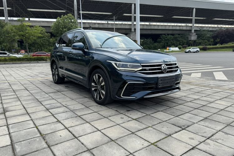 Used Volkswagen Tiguan L 2022 330TSI Automatic Two-Wheel Drive R-Line Enhanced Edition Exterior 7