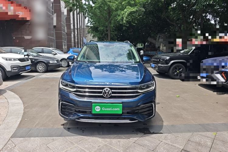Used Volkswagen Tiguan L 2022 330TSI Automatic Two-Wheel Drive R-Line Enhanced Edition Front