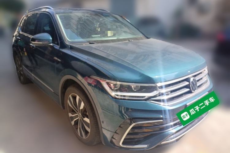 Used Volkswagen Tiguan L 2022 330TSI Automatic Two-Wheel Drive R-Line Enhanced Edition Front Right 45 Deg