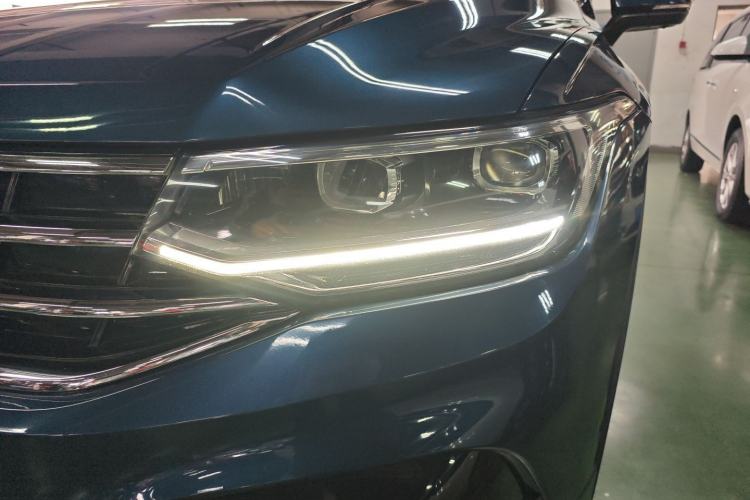 Used Volkswagen Tiguan L 2022 330TSI Automatic Two-Wheel Drive R-Line Enhanced Edition Left Front Headlight