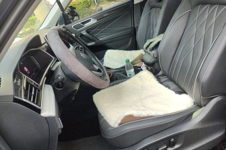 Used Volkswagen Tiguan L 2022 330TSI Automatic Two-Wheel Drive Smart Edition Left Front Seat