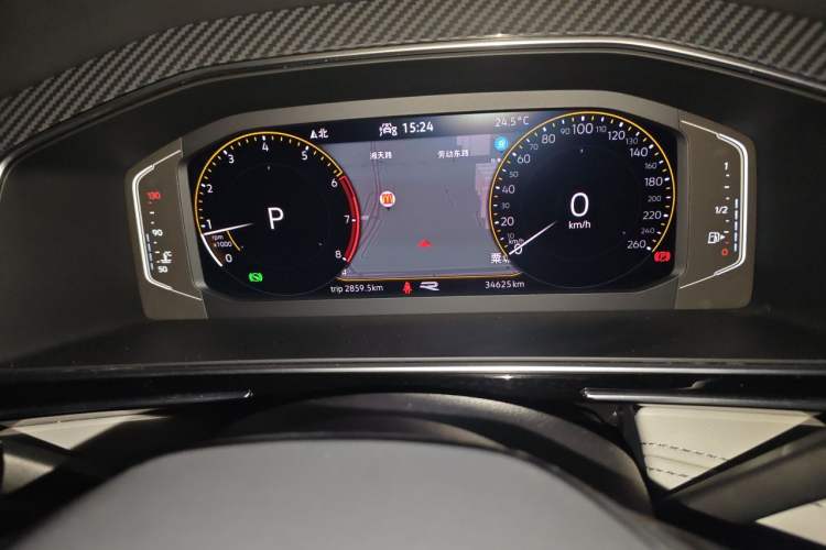 Used Volkswagen Tiguan L 2022 330TSI Automatic Two-Wheel Drive R-Line Enhanced Edition Odometer Close Up