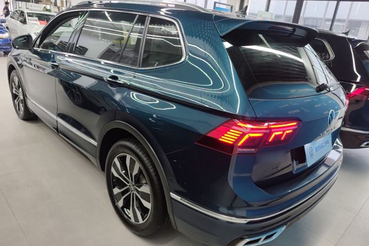 Used Volkswagen Tiguan L 2022 330TSI Automatic Two-Wheel Drive R-Line Flagship Edition Rear Left 45 Deg