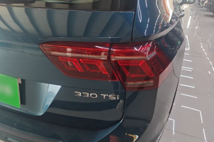 Used Volkswagen Tiguan L 2022 330TSI Automatic Two-Wheel Drive R-Line Enhanced Edition Right Rear Taillight