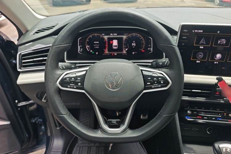 Used Volkswagen Tiguan L 2022 330TSI Automatic Two-Wheel Drive R-Line Enhanced Edition Steering Wheel