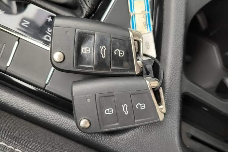 Used Volkswagen Tiguan L 2022 330TSI Automatic Two-Wheel Drive Smart Edition Vehicle Key