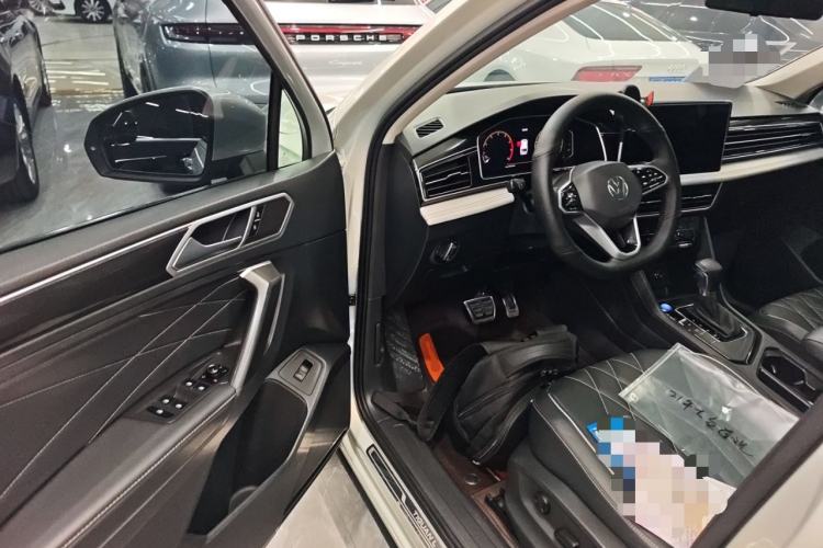 Used Volkswagen Tiguan L 2022 330TSI Automatic Two-Wheel Drive Smart Edition Driver Seat