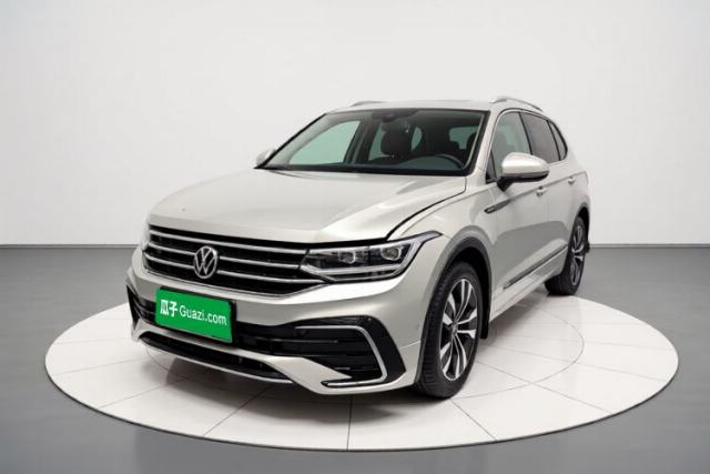 Używany Volkswagen Tiguan L 2022 330TSI Automatic Two-Wheel Drive R-Line Enhanced Edition