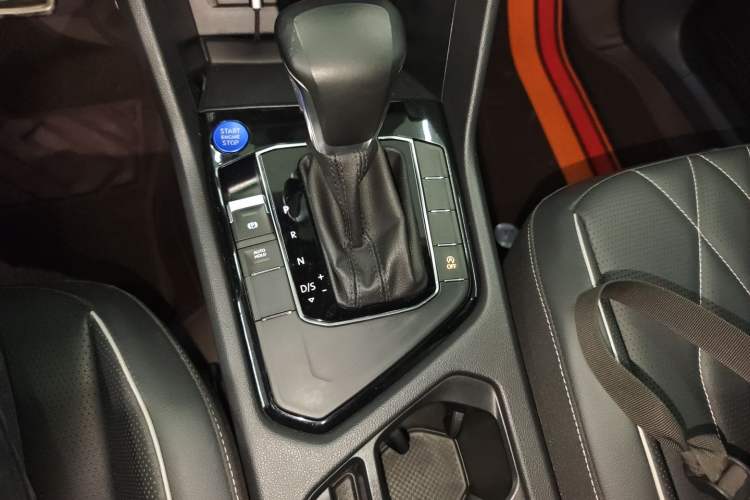 Used Volkswagen Tiguan L 2022 330TSI Automatic Two-Wheel Drive Smart Edition Gear Lever