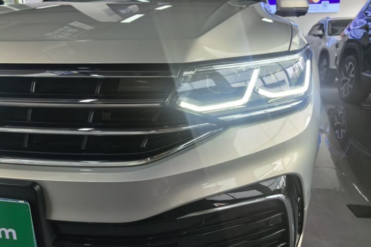 Used Volkswagen Tiguan L 2022 330TSI Automatic Two-Wheel Drive R-Line Enhanced Edition Left Front Headlight