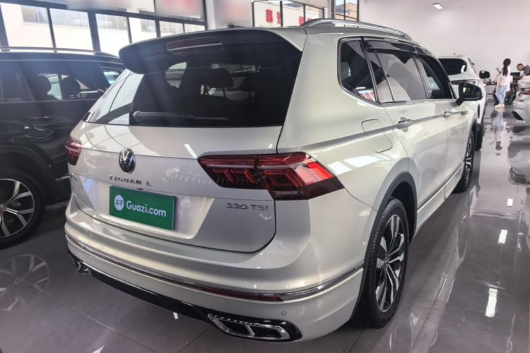 Used Volkswagen Tiguan L 2022 330TSI Automatic Two-Wheel Drive R-Line Enhanced Edition Rear Right 45 Deg