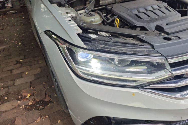 Used Volkswagen Tiguan L 2022 330TSI Automatic Two-Wheel Drive R-Line Enhanced Edition Right Front Headlight