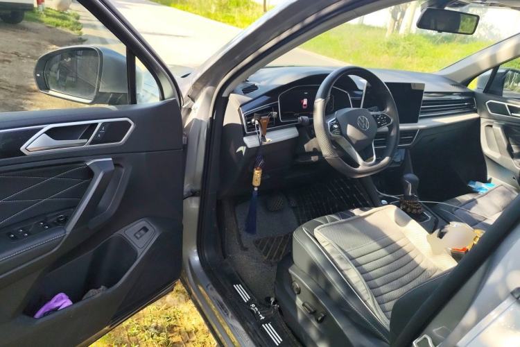 Used Volkswagen Tiguan L 2022 330TSI Automatic Two-Wheel Drive Smart Edition Driver Seat